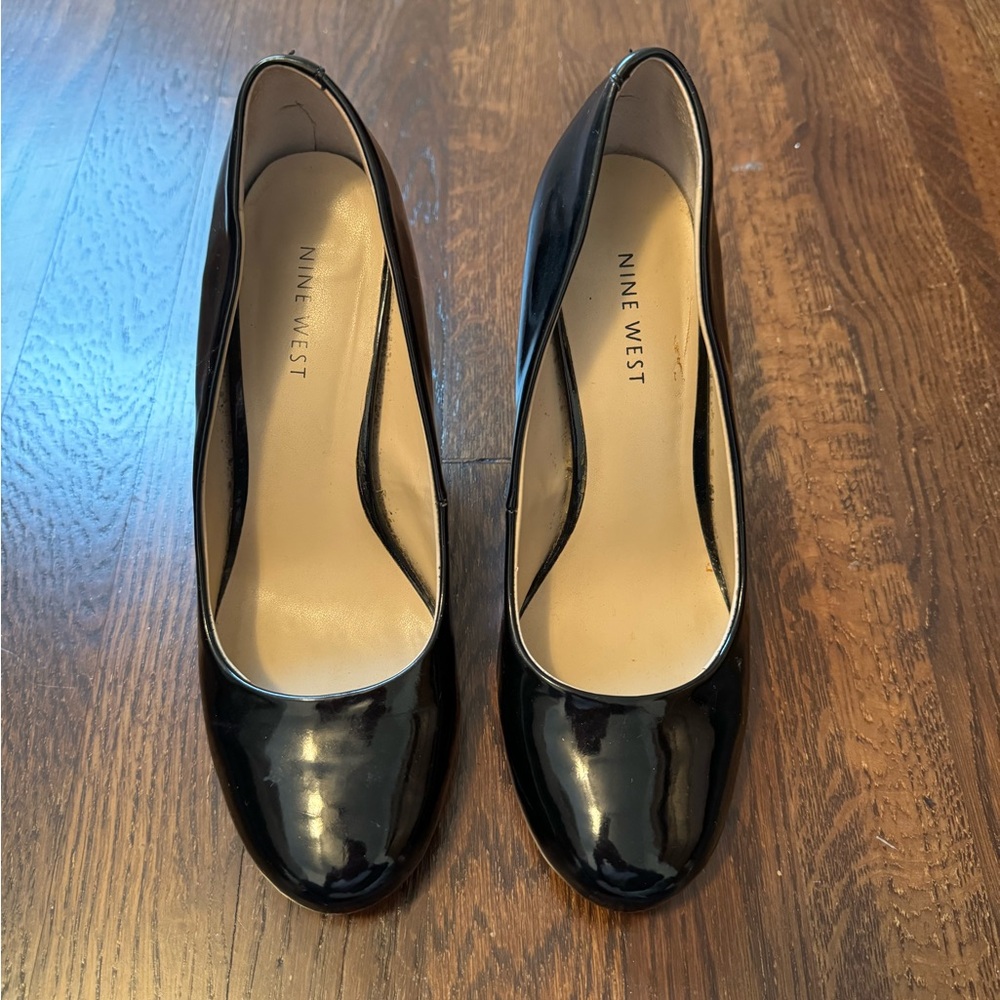 Nine West Black Patent Leather Heels Size 7.5
